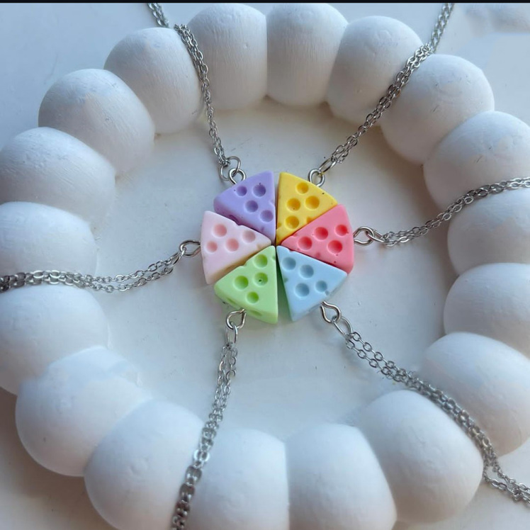 گردنبند فانتزی طرح پنیر