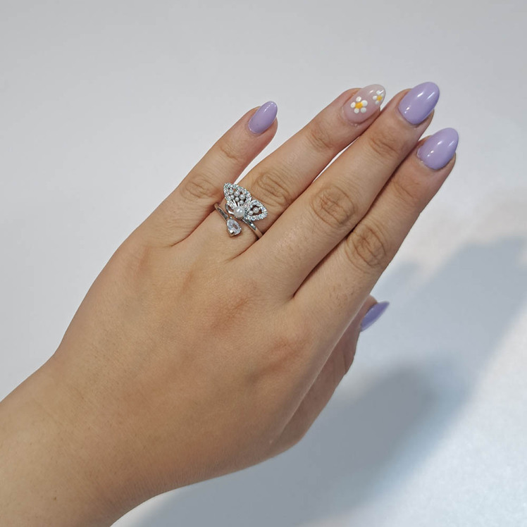 انگشتر جواهری طرح پروانه مرواریدی 