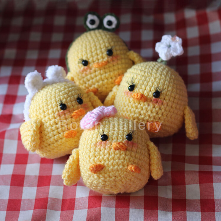 عروسک بافتنی جوجه بانمک