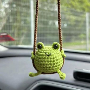 آویز ماشین بافتنی طرح قورباغه 