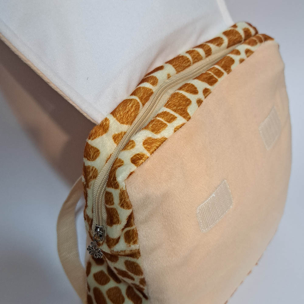  کوله پشتی مهد کودک طرح زرافه 