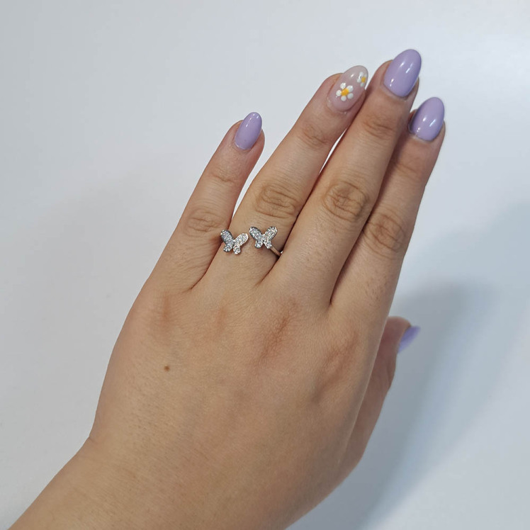 انگشتر جواهری طرح پروانه ناز 