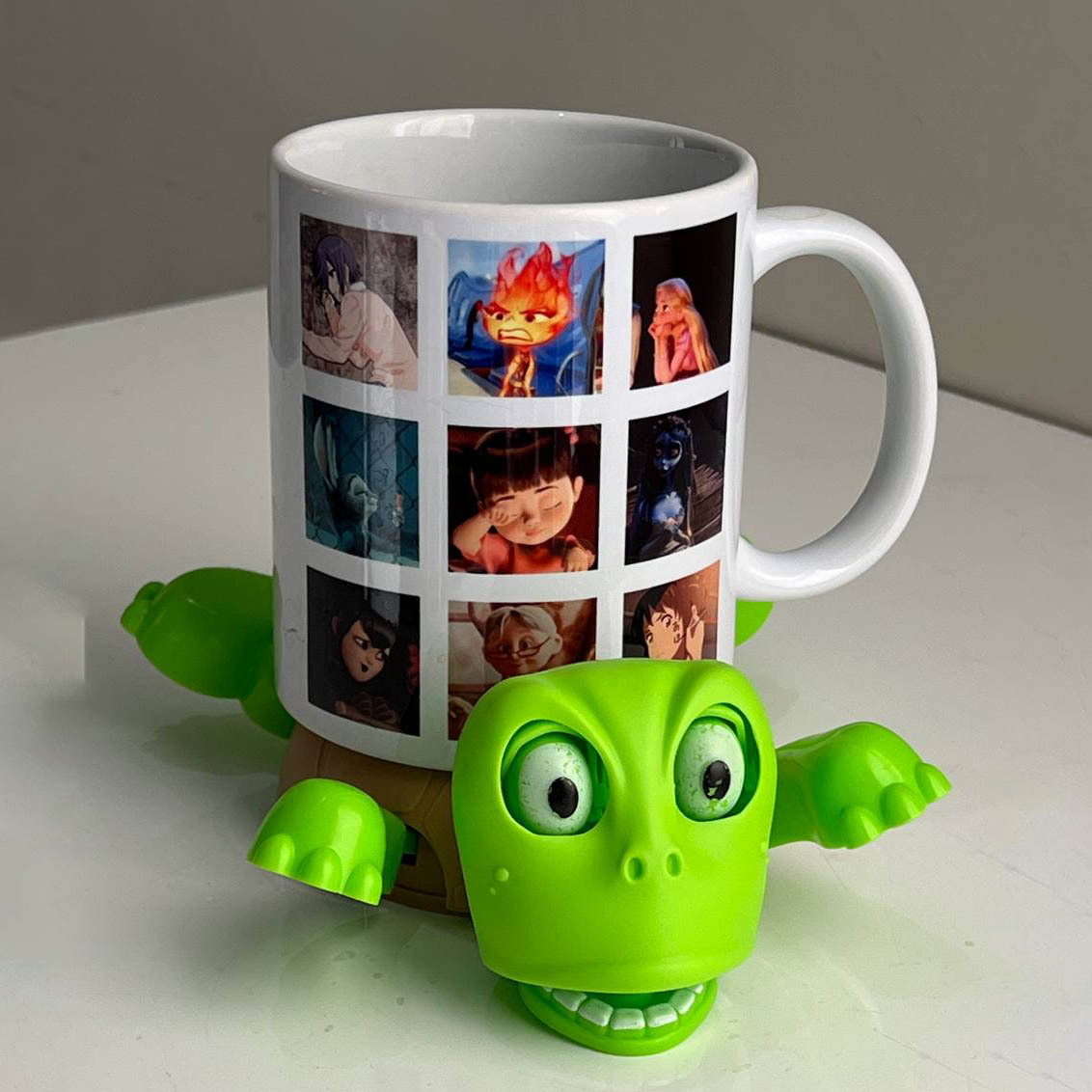  زیرلیوانی لاکپشت سبز روشن 