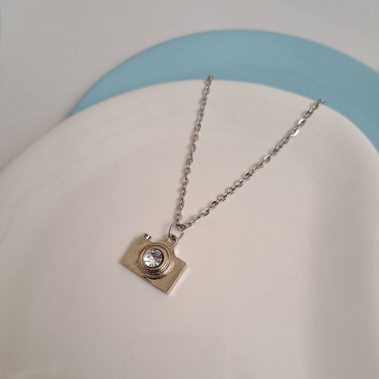 گردنبند مدل دوربین 