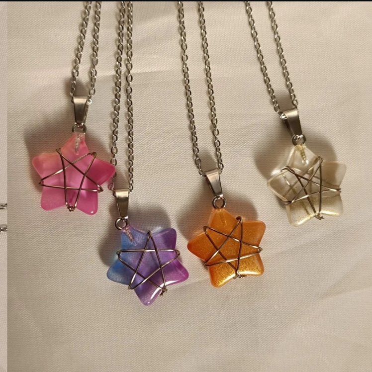 گردنبند ستاره سنگی باربی