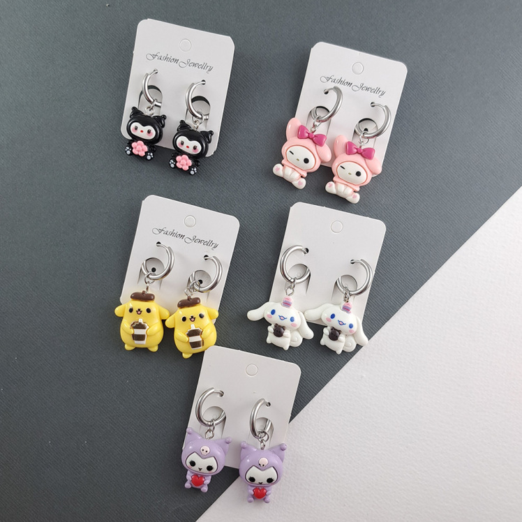 گوشواره‌های انیمه‌ای دخترانه