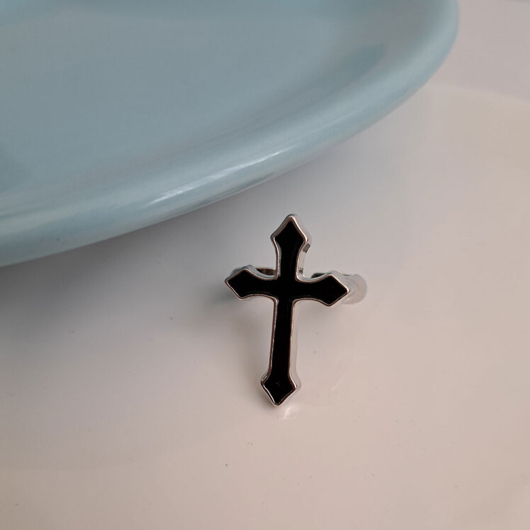 انگشتر صلیب 