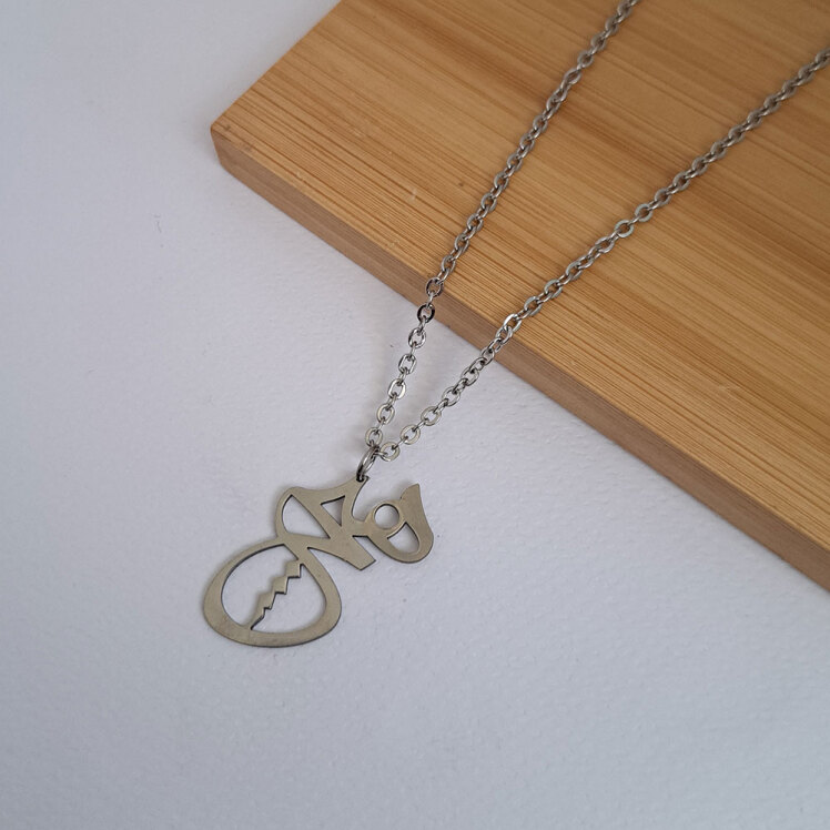 گردنبند مدل هیچ