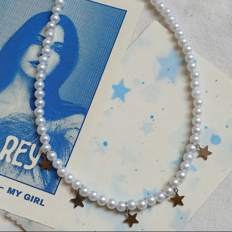 گردنبند مروارید و ستاره