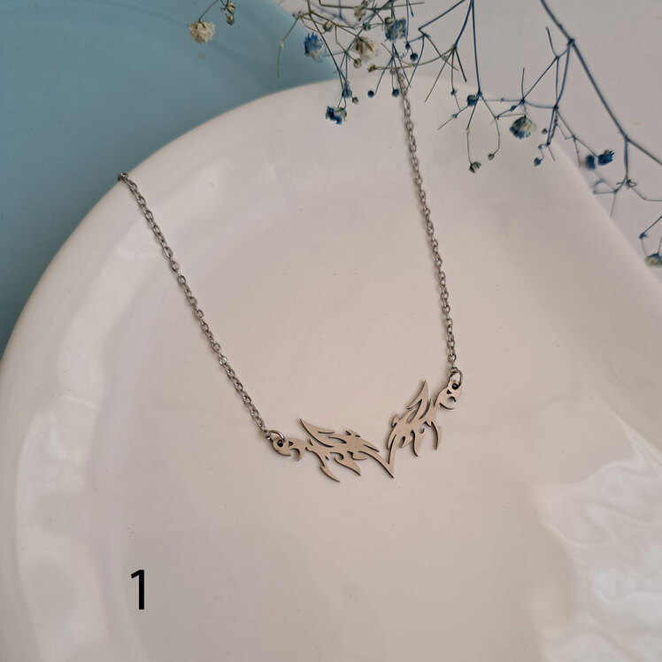 گردنبند مدل مینیمال