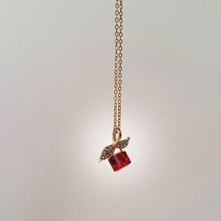 گردنبند دخترانه کریستالی مکعبی