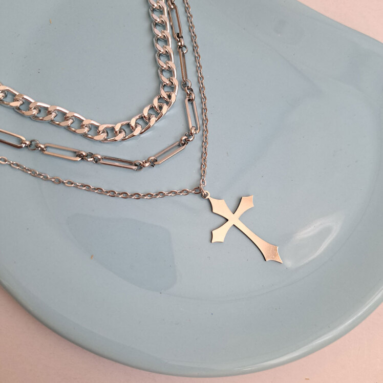 گردنبند سه لاین صلیب 