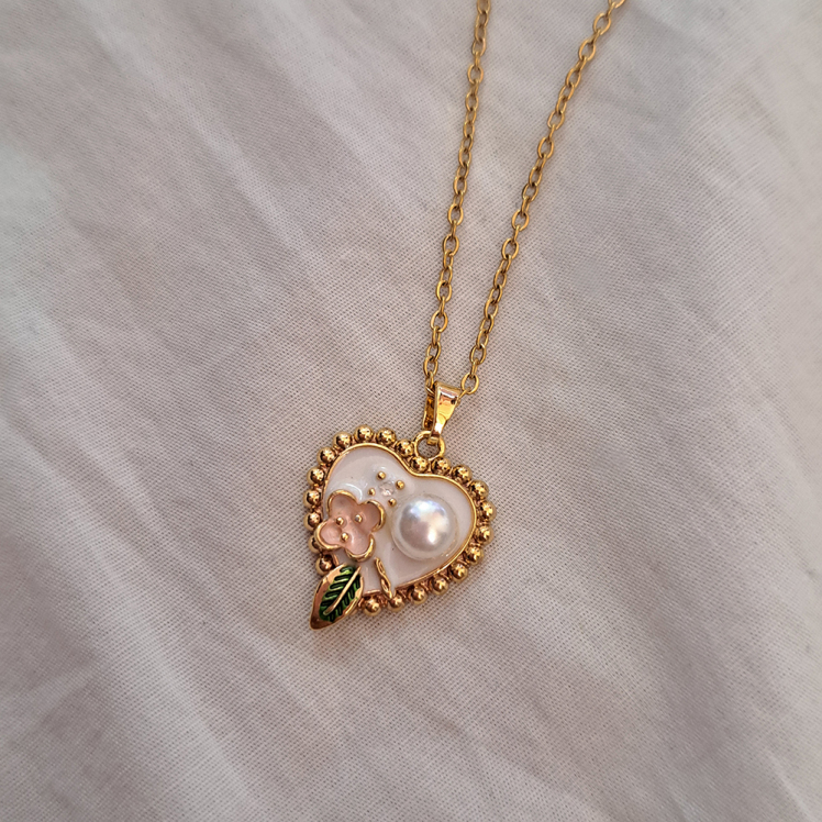 گردنبند میناکاری قلب دخترانه 