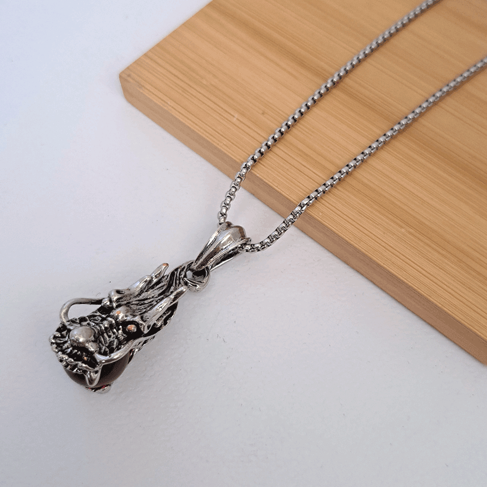 گردنبند مدل دراگون و گوی