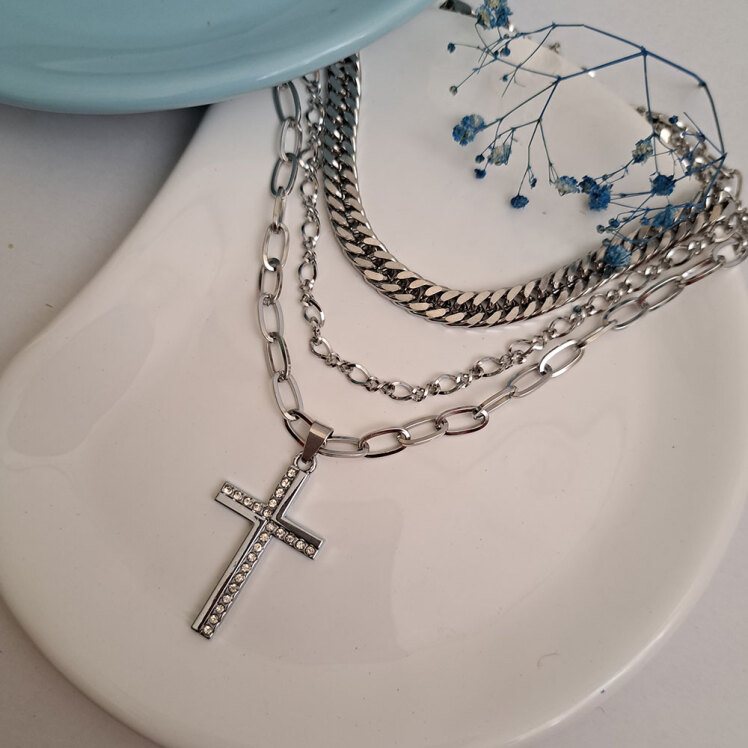 گردنبند سه لاین صلیب