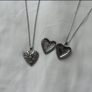 گردنبند لاکت قلبی